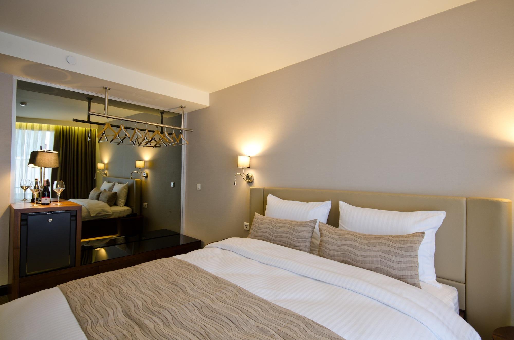 Inncity Hotel Nisantasi Стамбул Экстерьер фото