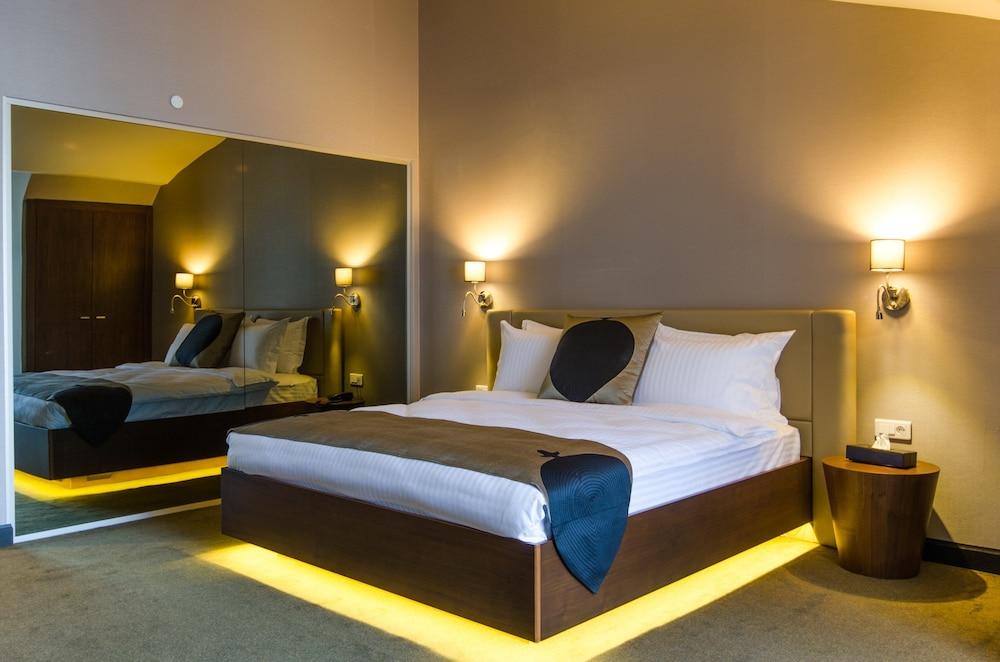 Inncity Hotel Nisantasi Стамбул Экстерьер фото